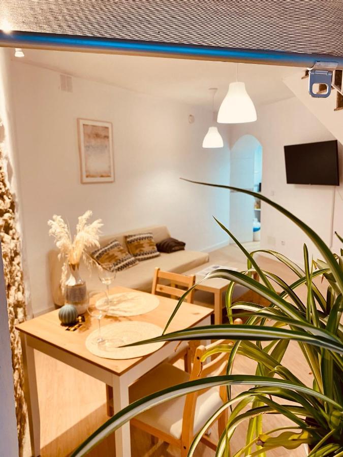 Casa Puerta Almocabar Vakantiehuis *